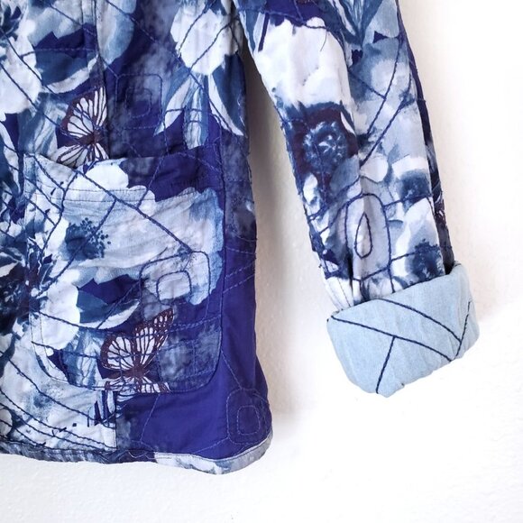 Quilted Barn Jacket, Shacket Reversible Bomber Jacket, Front Patch Pockets - Picture 5 of 14